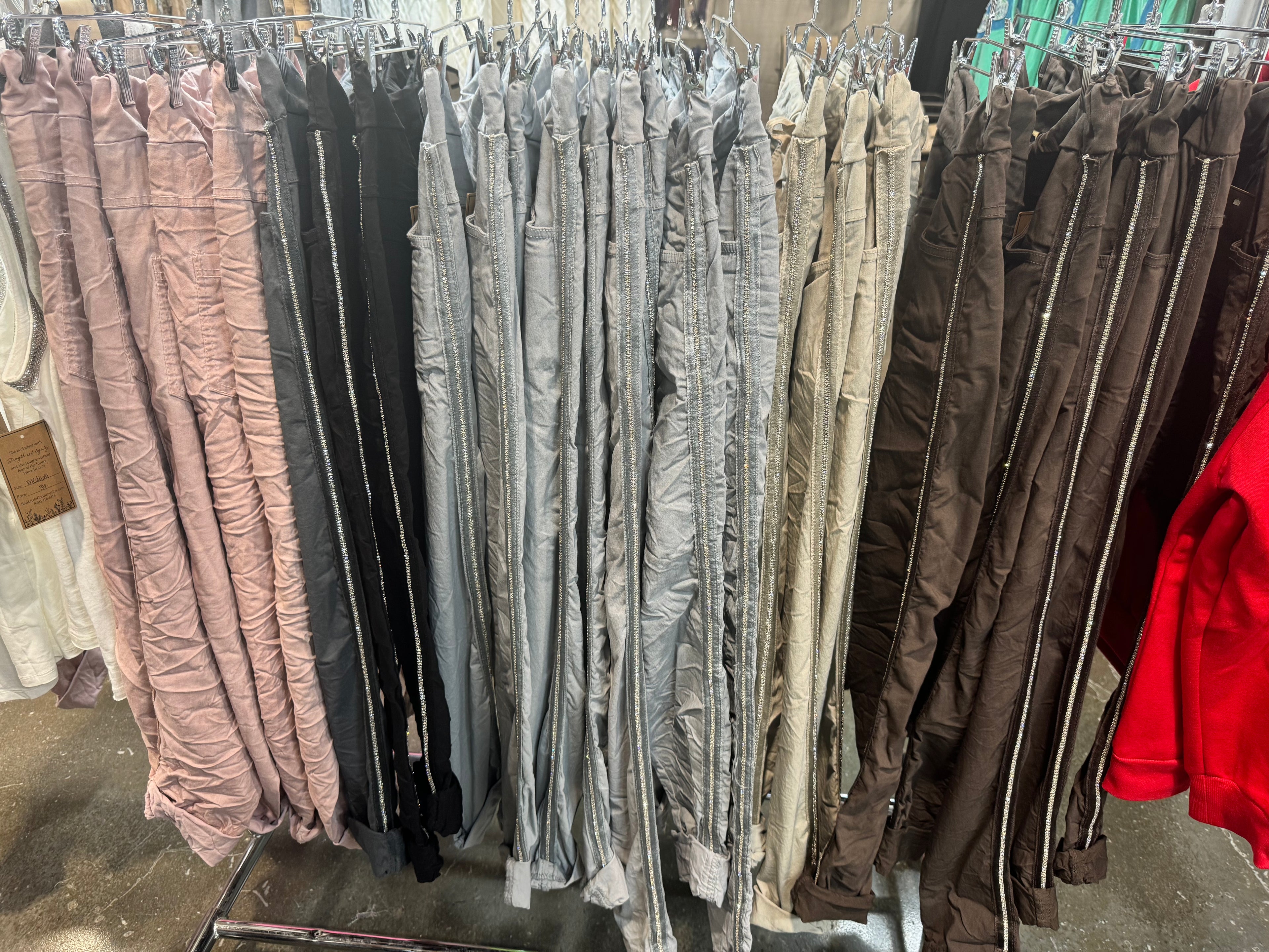 Rhinestone Jogger (One Size)