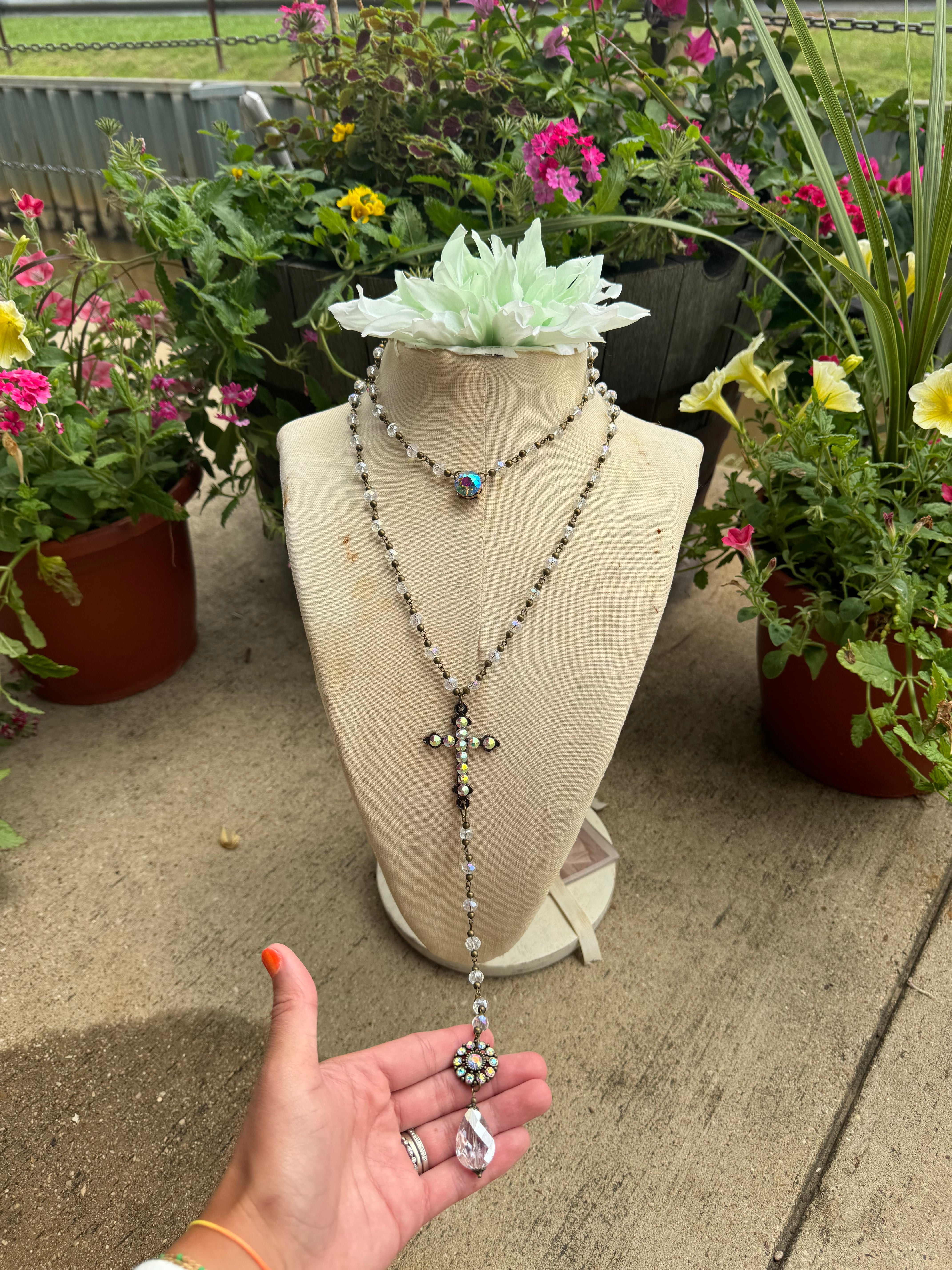 Clear Crystal Necklace (Cross)