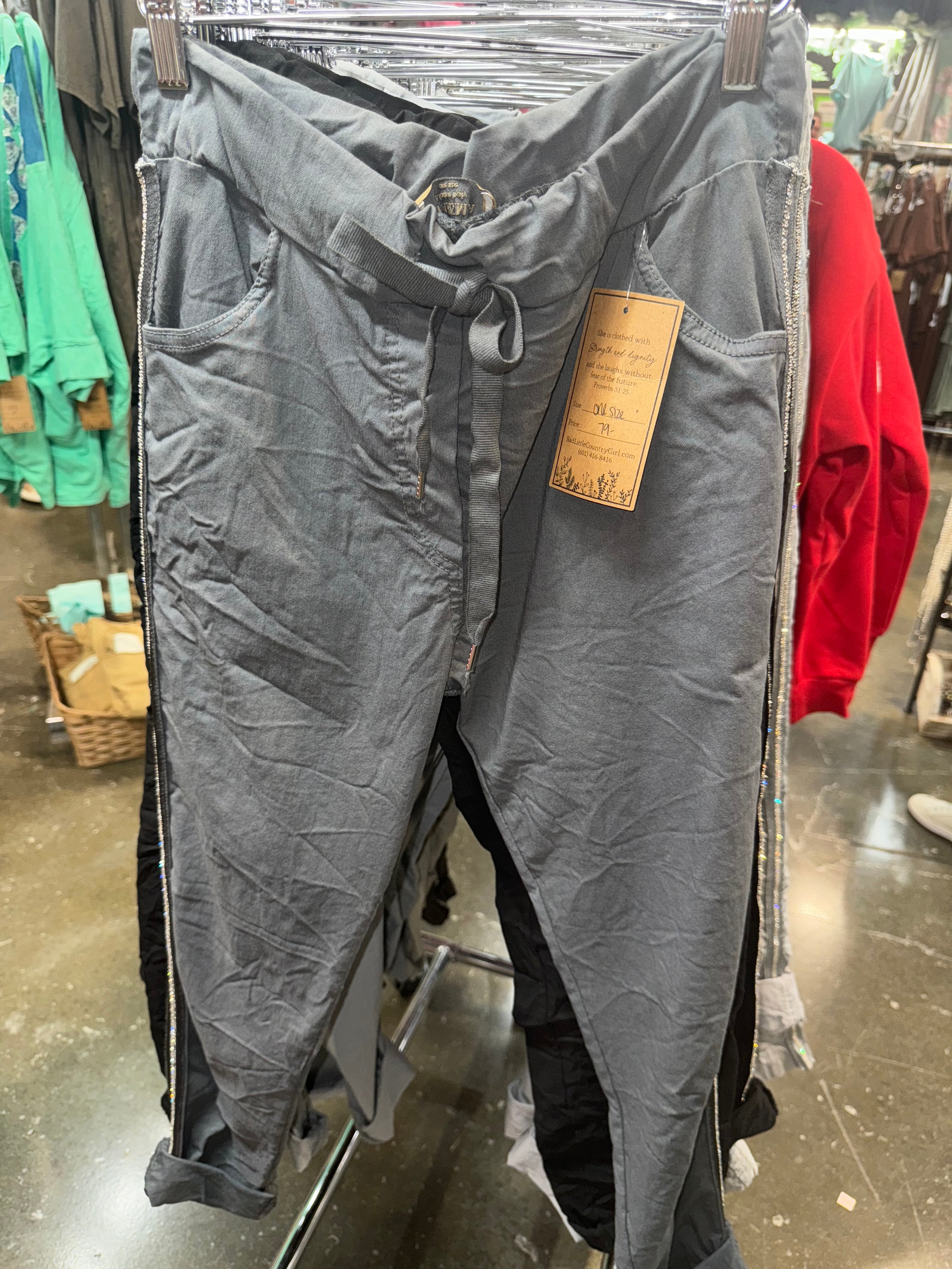 Rhinestone Jogger (One Size)