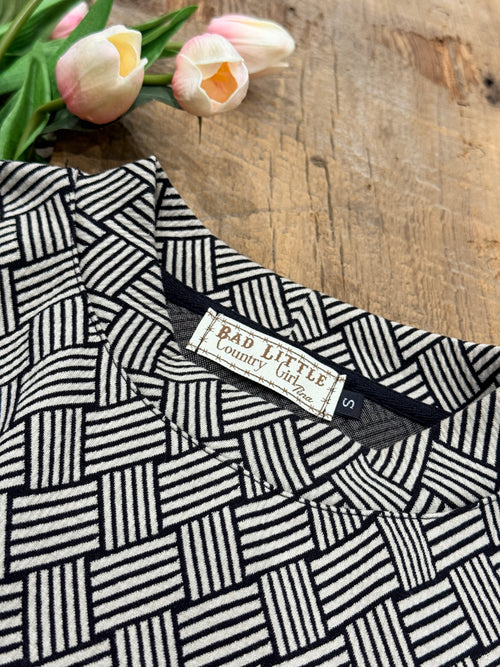 Black & Tan "basket weave" lounge wear 2PC set