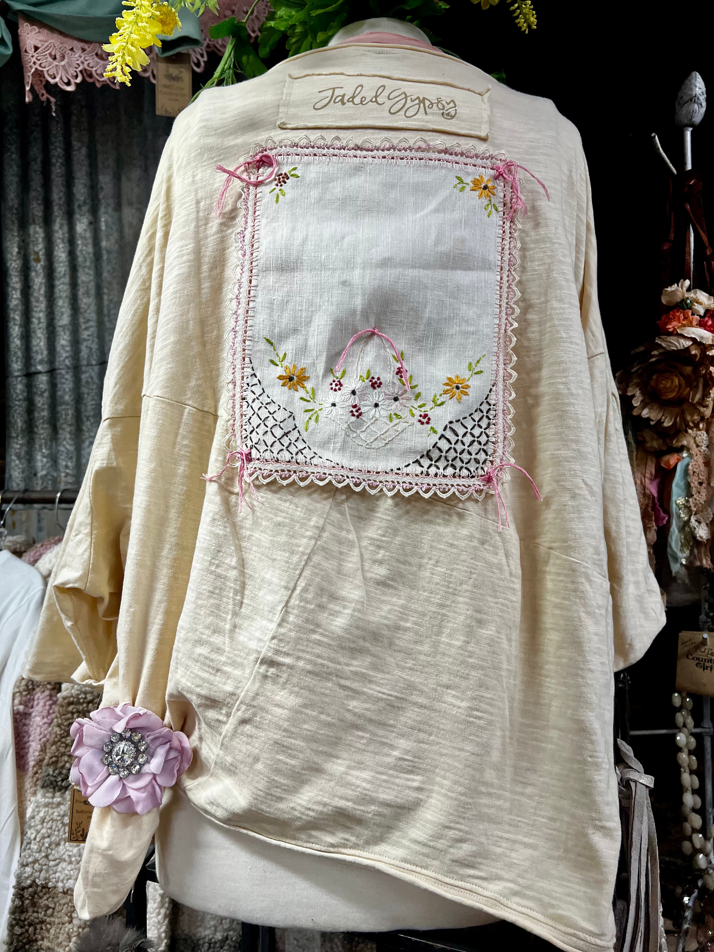 Vintage Doily - JadedGypsy