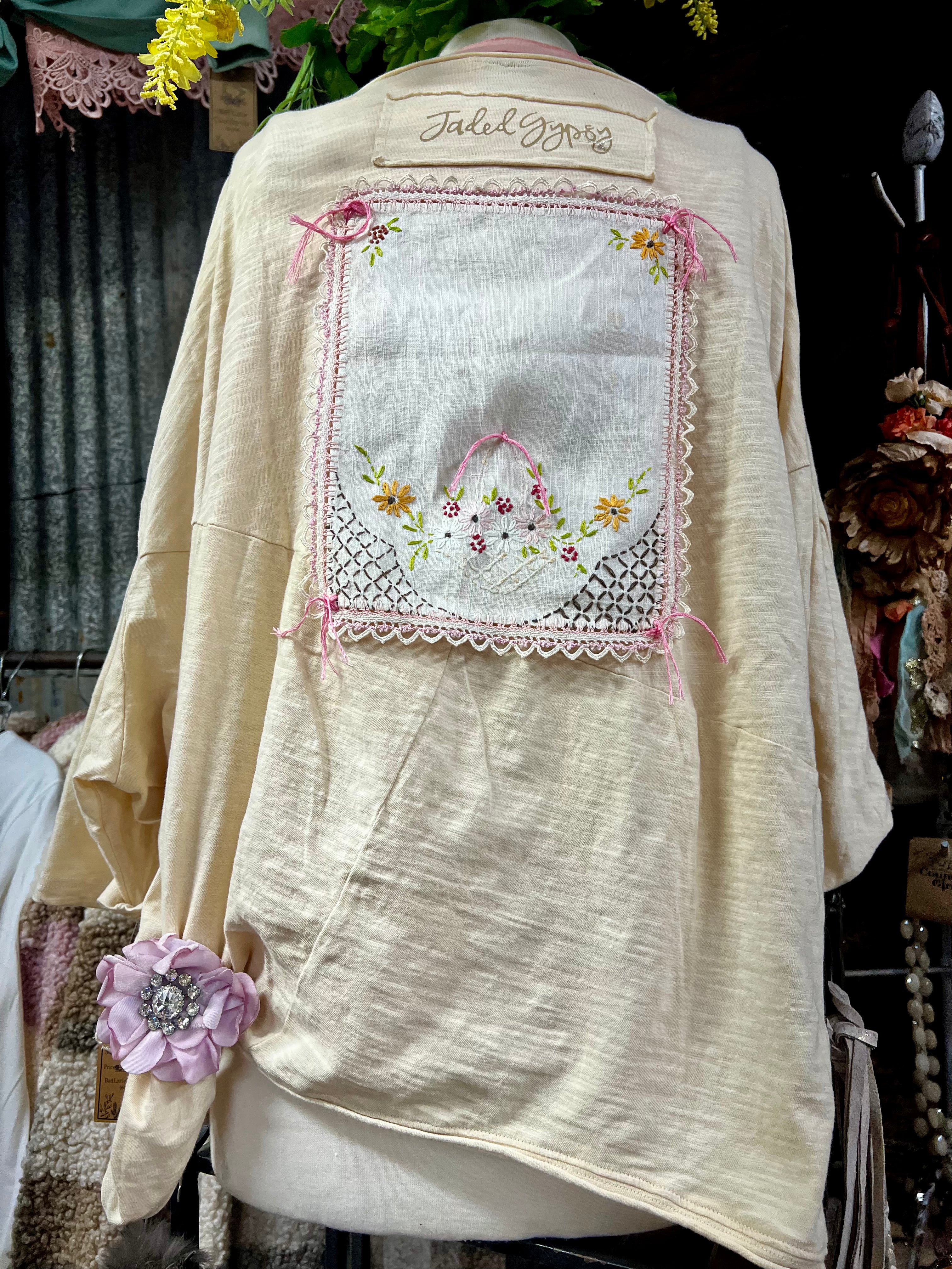 Vintage Doily - JadedGypsy