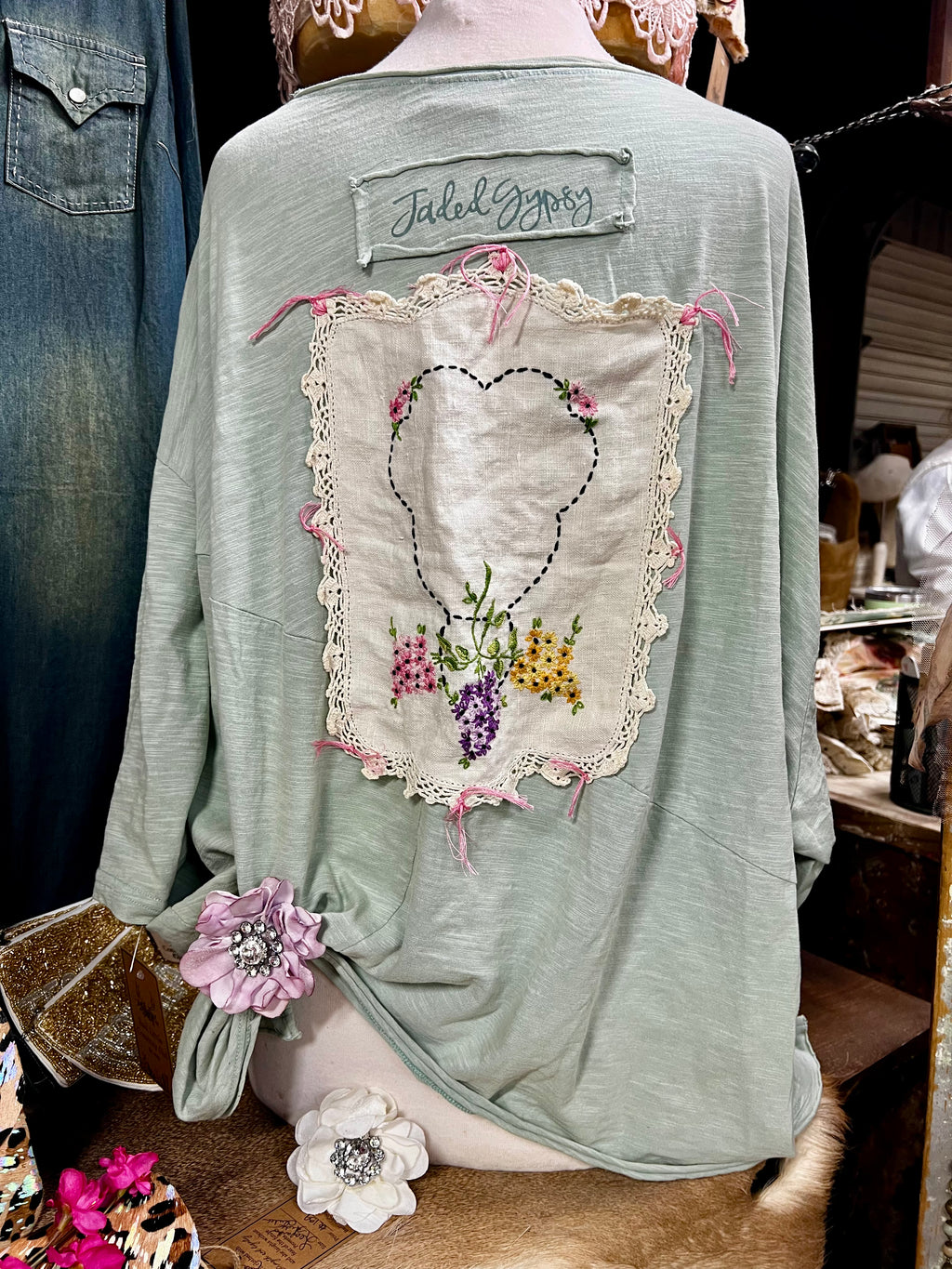 Vintage Doily - JadedGypsy