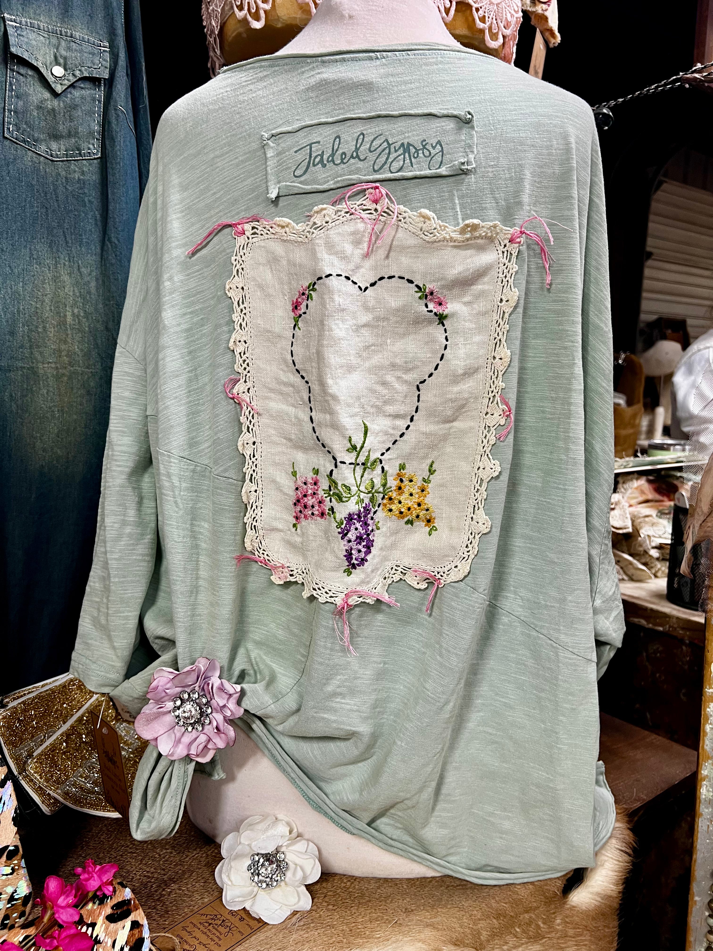 Vintage Doily - JadedGypsy