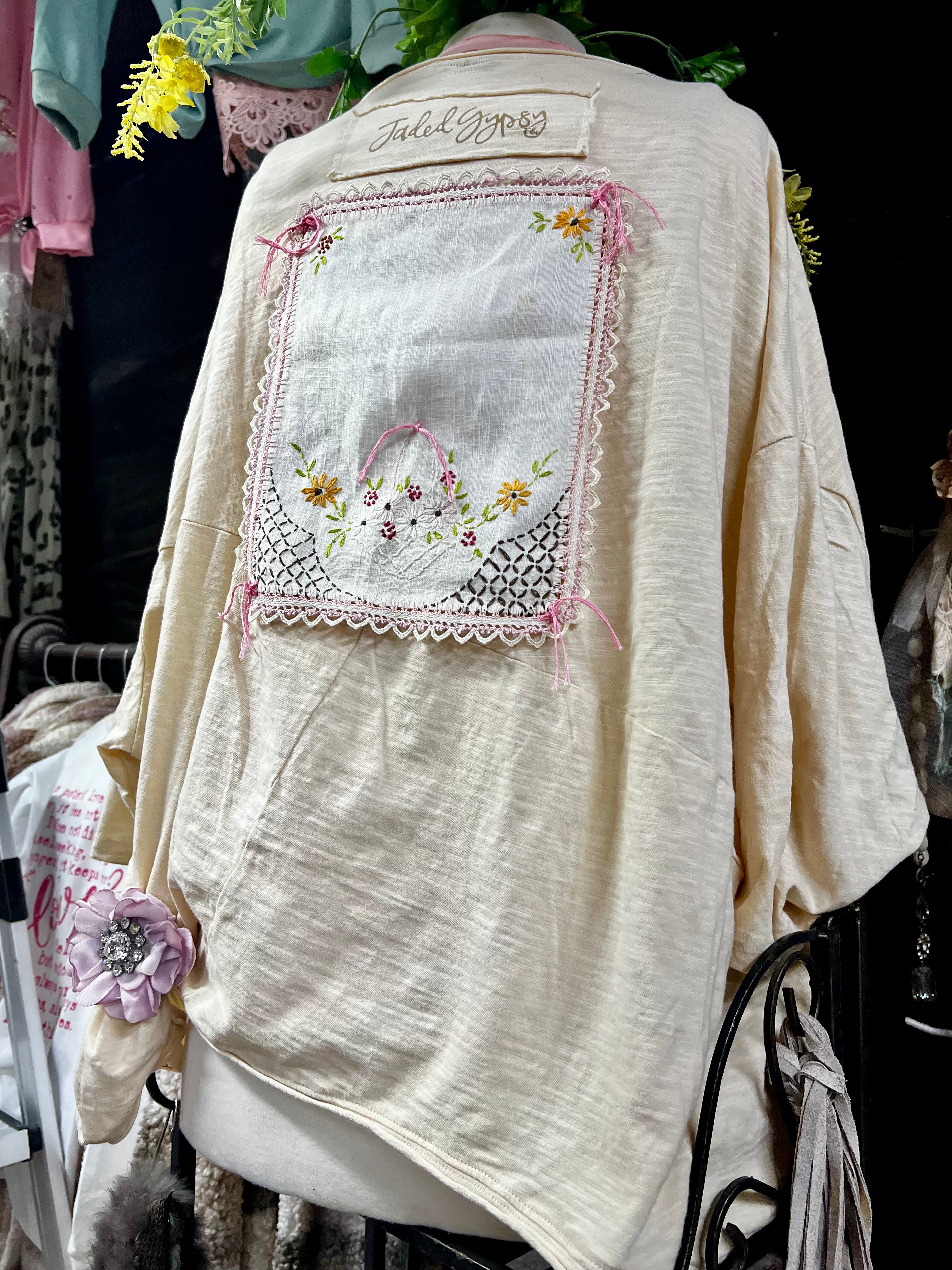 Vintage Doily - JadedGypsy