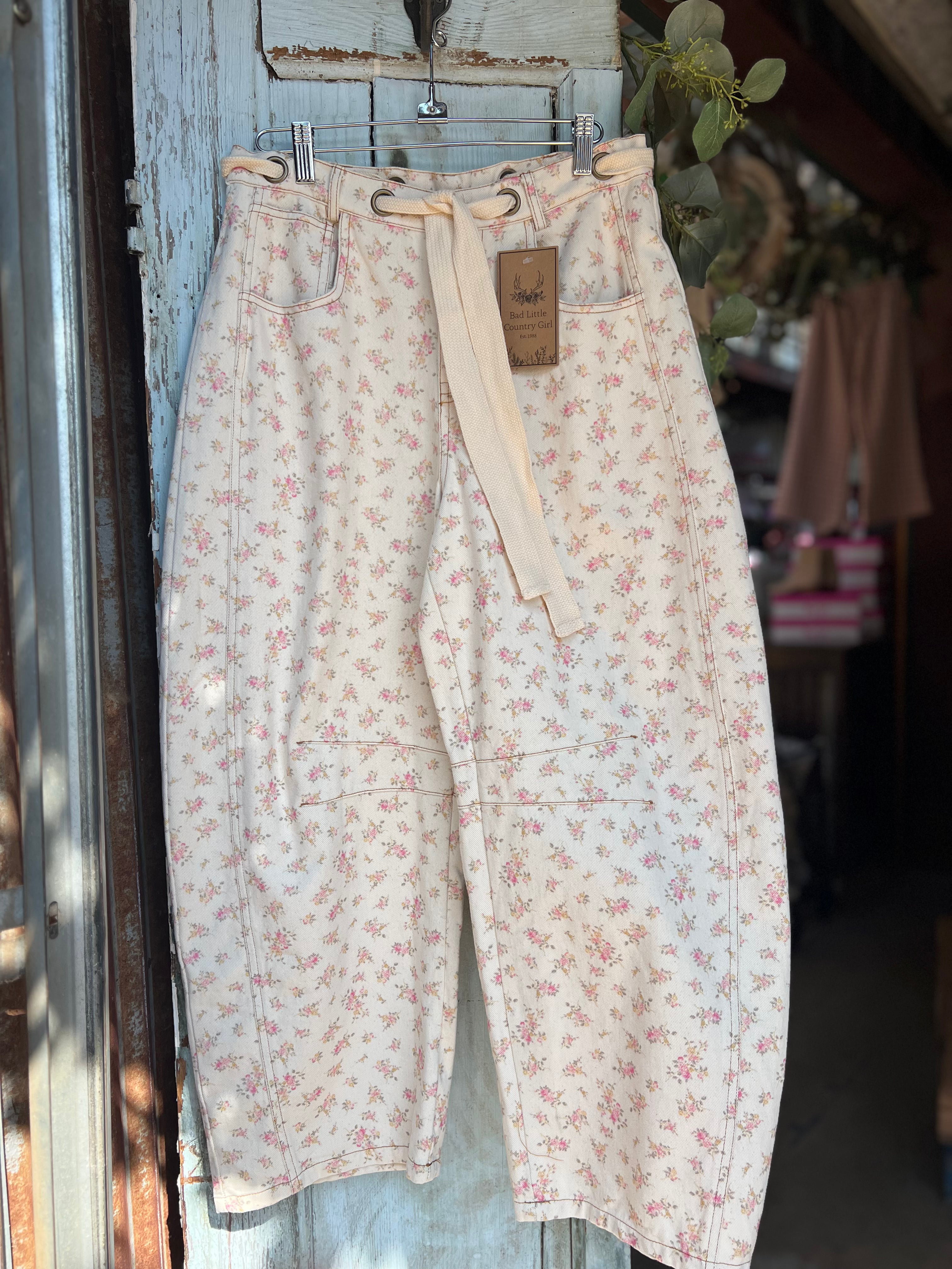 Rosé Drift Barrel Jeans