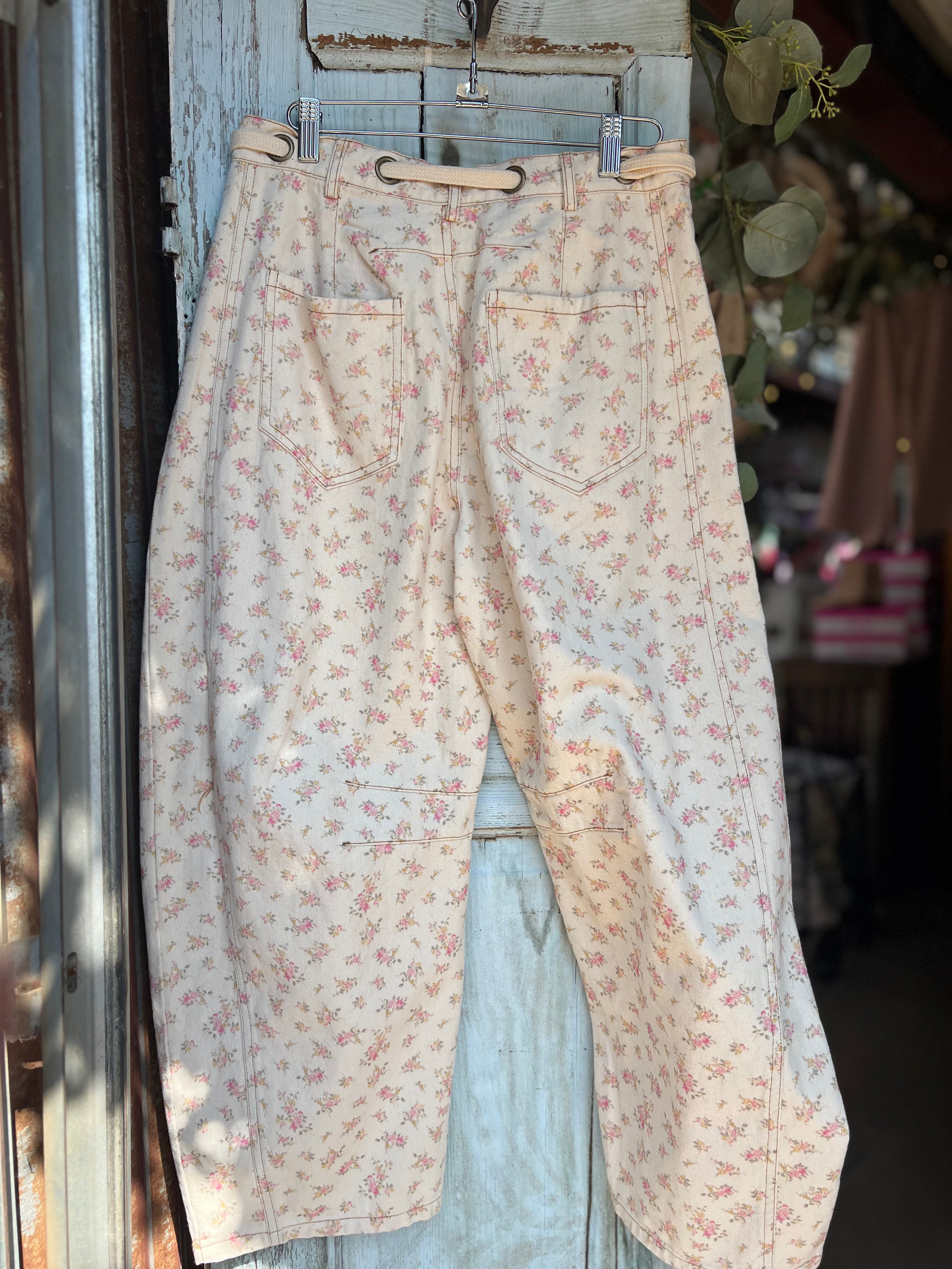 Rosé Drift Barrel Jeans