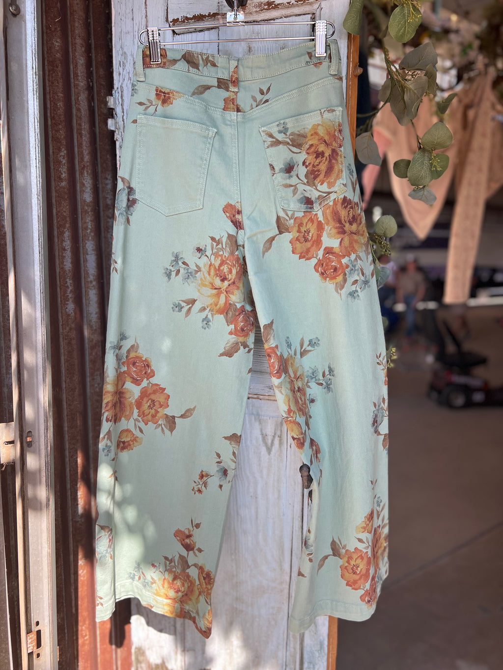 Wildflower Wanderer Jeans