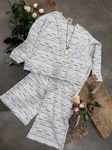 Cream & Black "Aztec" lounge 2PC set