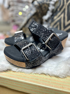 Glitzy Glee Wedges
